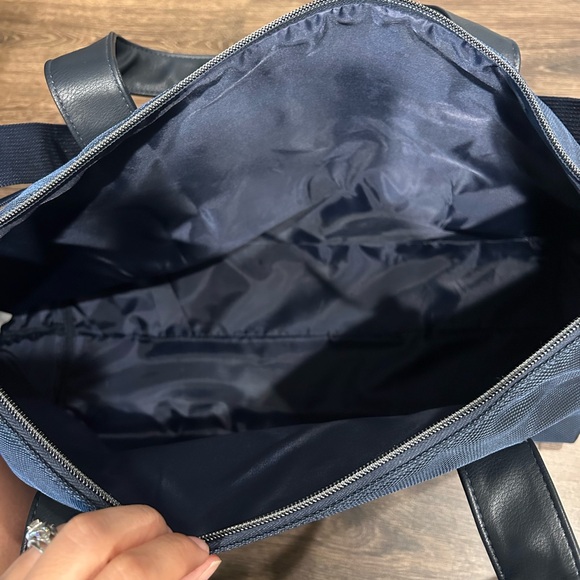 NWT. Jimmy Choo Parfums Weekender Bag Navy Blue - Picture 4 of 5